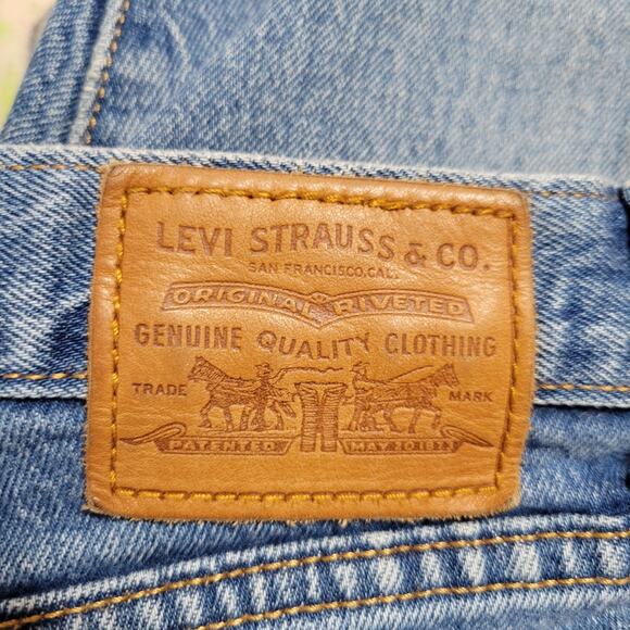 Levi's Premium Big E Wedgie Fit 501s, Sz 32 - Picture 3 of 8